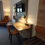 & Weinhaus Zum Schwarzen Baeren 3* Koblenc