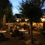 & Weinhaus Zum Schwarzen Baeren 3* Koblenc