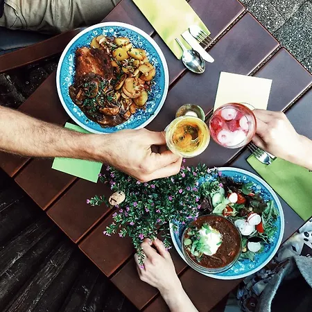 & Weinhaus Zum Schwarzen Baeren 3* كوبلنس